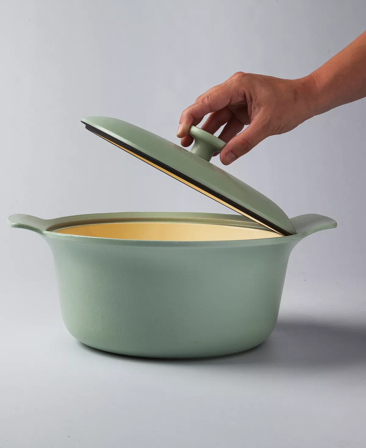 BergHOFF Ron 10 Covered Stockpot, 4.4 Quarts 5 BergHOFF Ron 10 Covered Stockpot, 4.4 Quarts - Image 3