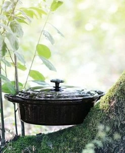 BergHOFF Neo Cast Iron Round Covered Casserole, 4.8 Quart -Hot Sale All Lighting Shop 22227096 fpx